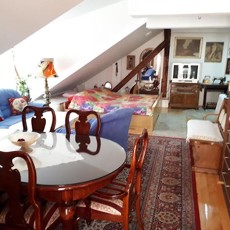 Apartment Sun Visoko Δωμάτιο φωτογραφία